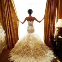 24 Wedding Gowns That Are Even More Gorgeous From the Back